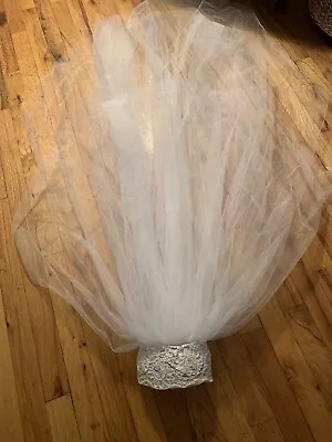 Vintage 3 Tier White Bridal Veil With Pearl & Lace Headpiece 42in L • $21.95