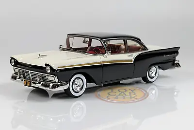 1957 Ford Fairlane 500 Hardtop 1:43 NEO Scale Models NEO 46091 • $89