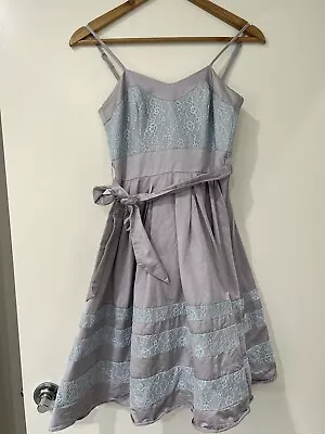 $19 • Buy Stylish   REVIEW   Fit Flare Lace Dress Size 6