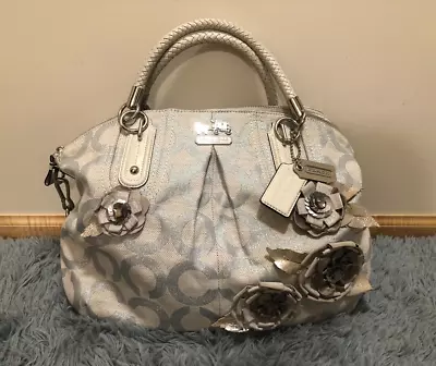 Coach LIMITED EDITION Signature Floral Flower Applique Handbag Silver Grey 16384 • $328