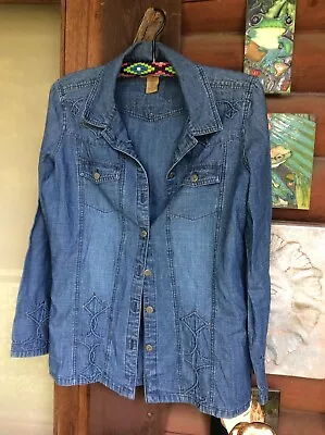 Vintge Wrangler Womens Denim Shirt🌞🌛 • $35