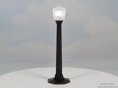 O Scale Street Lamp / Street Light / Lamp Post - White • $8.83