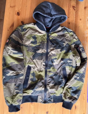 £24.99 • Buy SuperDry Rookie Edition Boys Detachable Hood Camouflage Jacket Size Medium (14y)