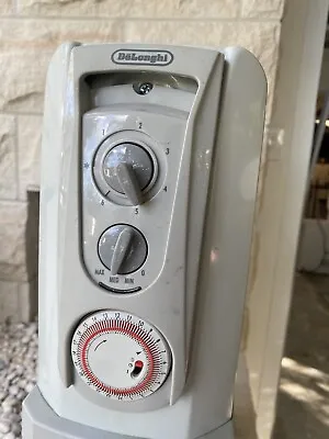 De'Longhi Portable Oil Column Heater 2400W Timer Fan Boost Heat DL2401TF White • $100