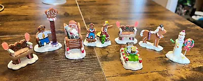 Vintage Mini 8 Pc Gingerbread Christmas Display Pre-owned In VG Condition. • $39.98