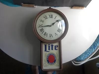 Vintage Miller Lite  A Fine Pilsner Beer Sign  Clock Battery Operated Works 21   • $55