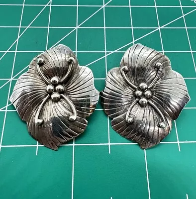 Big VINTAGE Old Pawn NAVAJO Flower Sterling Silver Earrings! • $49.99