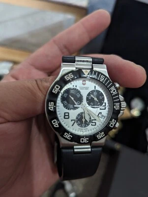 £185 • Buy Victorinox Swiss Army Mens Watch