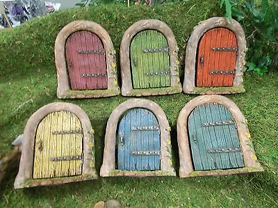 MG-149 Marshal Gardens Fairy Door In Your Choice Of Color • £12.54