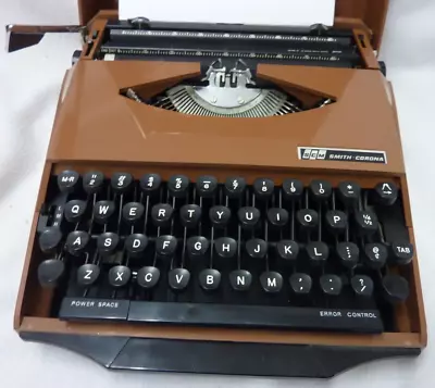 Vintage Smith Corona Portable Super G Typewriter Design By Ghia Brown W/case • $36.99