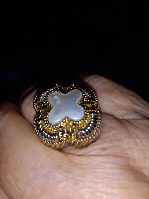 Mother Of Pearl Clover Ring • $11