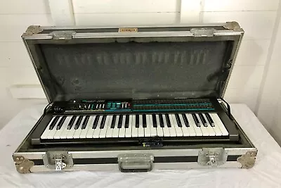 1980s Korg Poly 800 Keyboard Synthsizer W/ Calzone Flight Case. Repair Project • $250