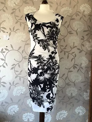 Karen Millen Size 12 Signature Stretch Mono Silhouette Pencil Dress Black White • £27