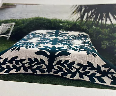 Vintage “Hawaiian Quilt Collection”  Historical & Contemporary Catalog 16 Photos • $14.50