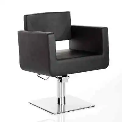 Insignia Plus Sabre Styling Chair • £335