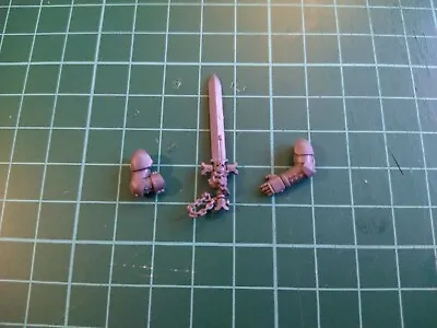Black Templars Crusaders Weapons And Accessories (bits) • $2.10