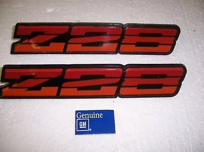 Rocker Panel Emblems Gmr Red Z-28 82-84 Camaro Or2181.2 • $110.56