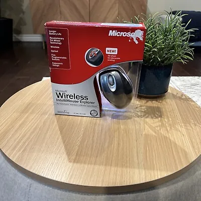 Microsoft Wireless IntelliMouse Explorer Tilt Wheel M03-00041 Mouse Silver Black • $59.99