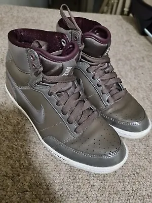 £22.99 • Buy Nike High Tops Grey And Purple Size 4.5