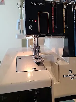 Viking Husqvarna HUSKYLOCK 560 ED Electronic Differential SERGER Sewing Machine • $225