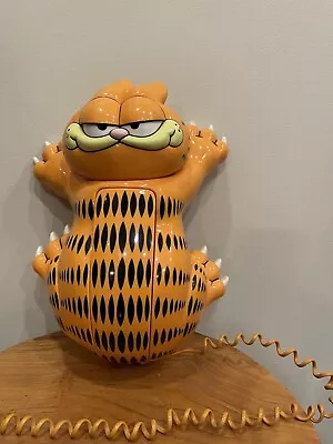 Vintage 1980's Tyco Garfield Tabletop Wall Mount Phone Eyes Open Claws Climbing • $0.99