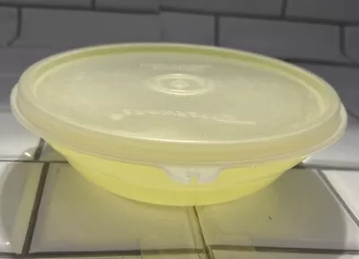 Vintage TUPPERWARE CEREAL BOWL #155 (Yellow) With Lid (Clear) • $4.99