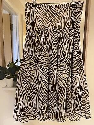 Marks And Spencer’s Portfolio Ladies Zebra MIDI Skirt Size 16 • £5