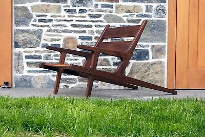 Danish Modern Lounge Chair • $650