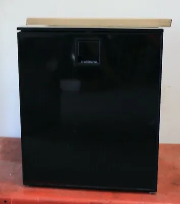 Isotherm Cruise 65 Elegance 2.3 Cu.ft AC/DC Black Marine Boat Fridge # CR65EL • $925