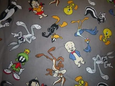 $4.50 • Buy Looney Tunes Cotton Fabric - 15 INCHES WIDE And 36 INCHES LONG