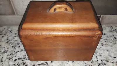 Vintage Hand Made Oak Recipe Box With Card Holder Holds 4 X 6  Cards 7 X4.5 X6  • $19.95