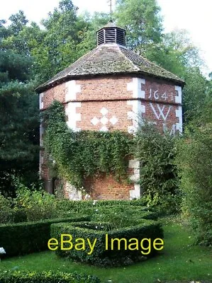 Photo 6x4 17th Century Octagonal Dovecote Hellens Manor In The Gardens Of C2005 • £2