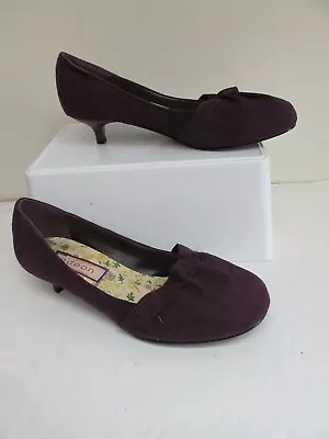 ODEON Purple Suede Court Shoes Kitten Heel VGC Size 4 • £14.95