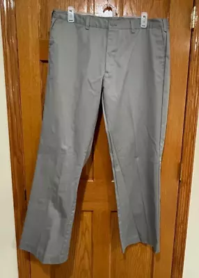 BIG MAC WORKWEAR Men's 42x34 Light Gray Chino Flat Front Casual Pants EUC • $24.99