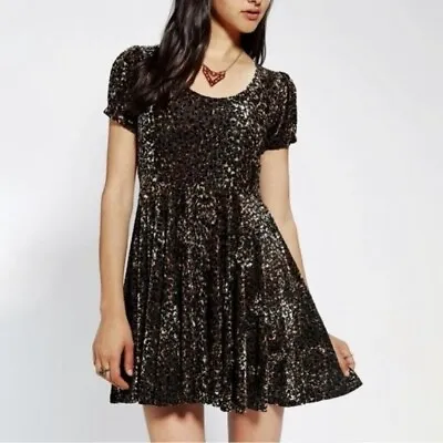 MinkPink Russian Roulette Black & Brown Velvet Leopard Print Mini Dress XS • $34.95