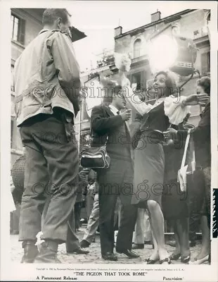 1962 Actress Elsa Martinelli In The Pigeon That Took Rome Press Photo • $15