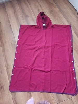 £10.99 • Buy Beach Changing Robe Adult S/M Red