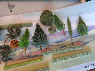 £9.85 • Buy Gauge 00 Trees And Hedges With Free Peco Mountain Backscene