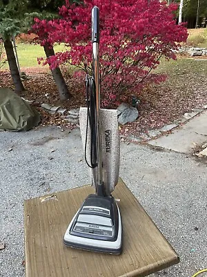 EUREKA 5048-a Upright Vacuum Cleaner - Self Propelled - Vintage READ • $89.99