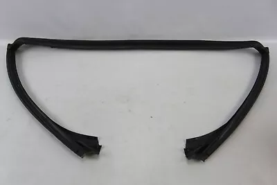 Mercedes R230 SL55 SL500 Seal Weatherstrip Windshield Frame 2307200078 • $80.99