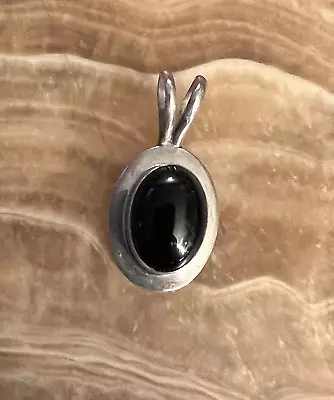 Vintage VHC Sterling Silver Navajo Oval Black Onyx Pendant • $28