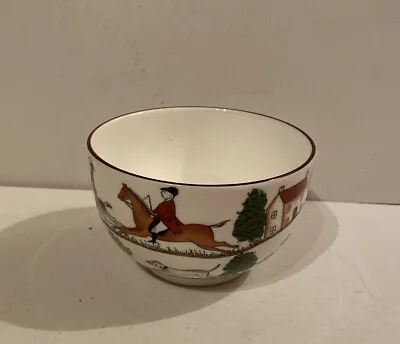 Coalport Hunting Scenes Small Decorative Bowl • £22.95