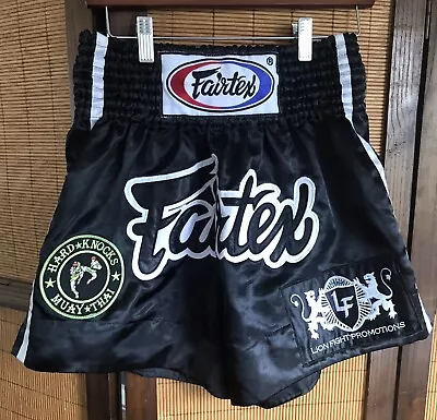 Rare Fairtex Muay Thai Boxing Kick Boxing MMA Shorts Black White Size Medium EUC • $39.99