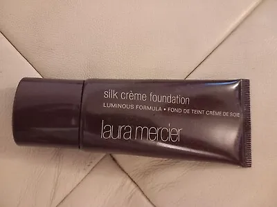 Laura Mercier Silk Cream Foundation Shade Peach Ivory • £18