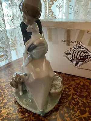 Lladro Sitting Girl Holding Lamb With Dog In Incorrect Box • $55