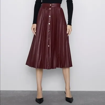 $17 • Buy Zara Faux Leather Skirt Medium
