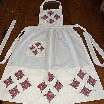 Vintage Bib Full Apron Quilted Bib Pocket And Border Cathedral Window Pattern • $29.75