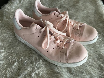 $14.99 • Buy Womens Stan Smith Adidas Pink Sneakers / Shoes Size 10 US