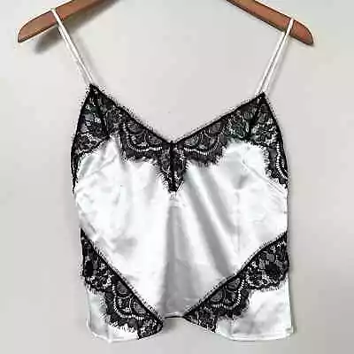 New H&M Divided Lace-trimmed Camisole Cami Top Women’s SIZE S V Neck • $13.99