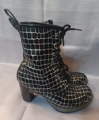 Dr Martens Darcie Black Patent Leather Heel Boots Rare Discontinued Size 8 O • £143.61